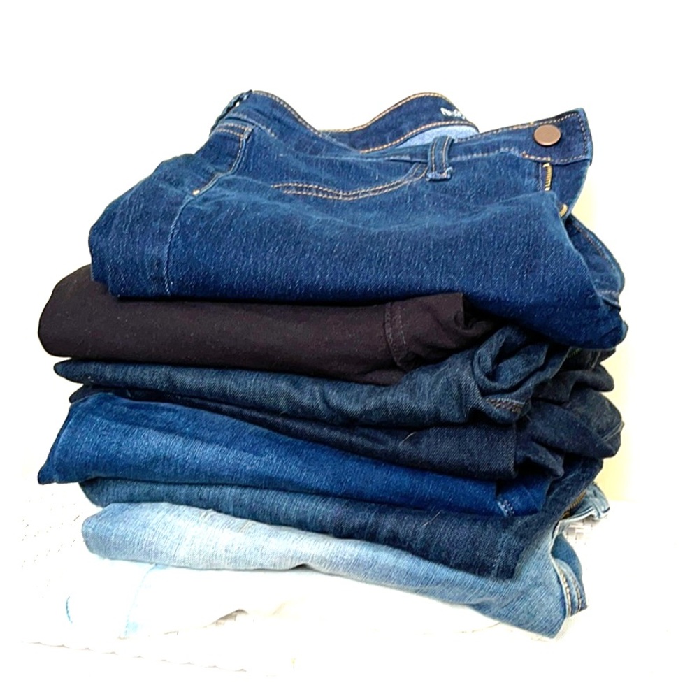 Bundle of 8 pairs of jeans for $20!!